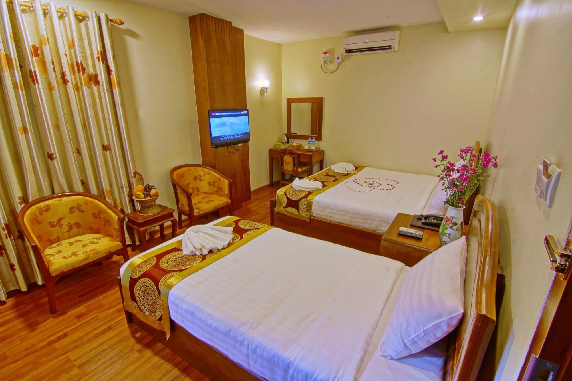 Royal Pearl Hotel Mandalay Esterno foto