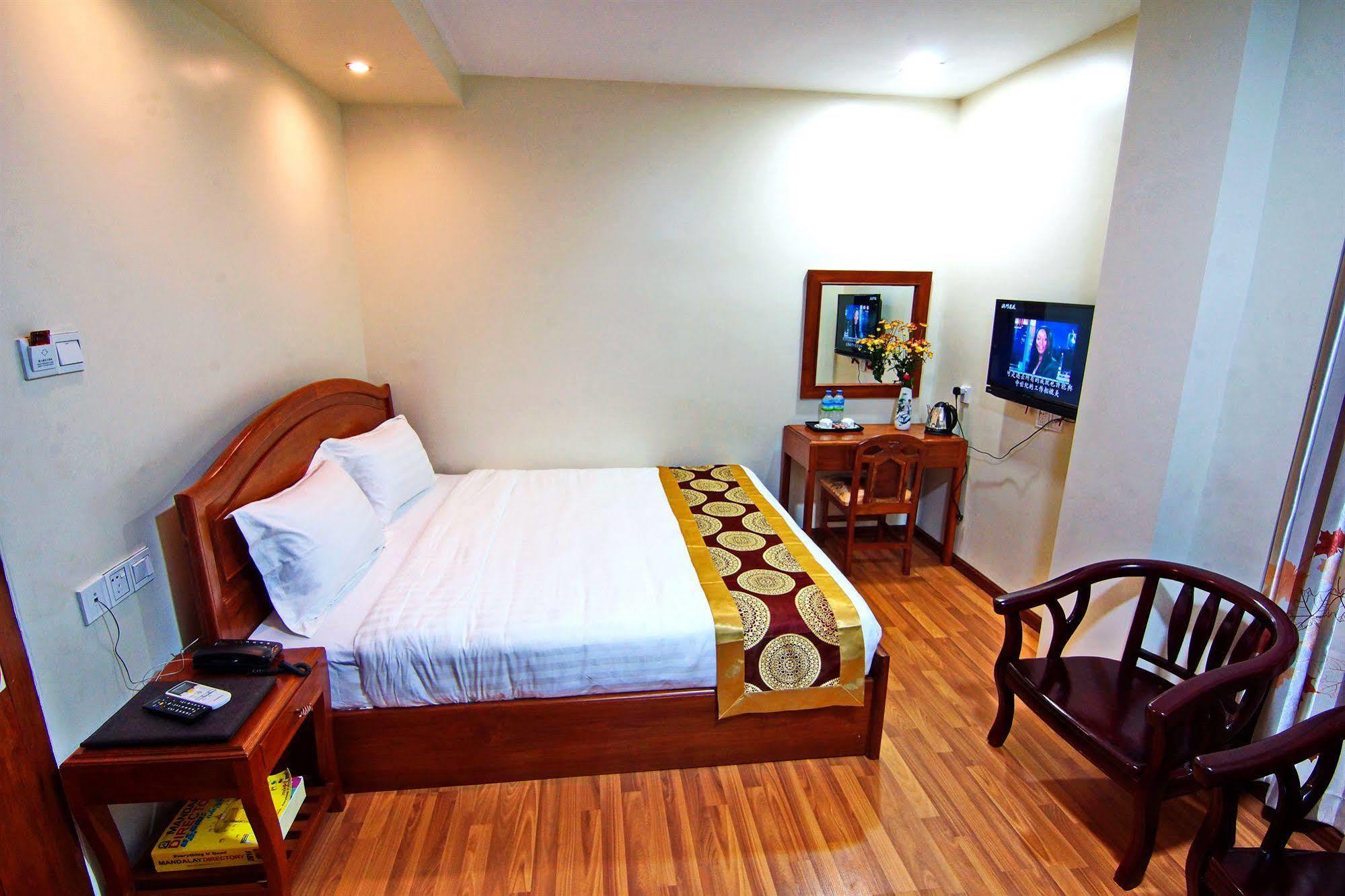 Royal Pearl Hotel Mandalay Esterno foto